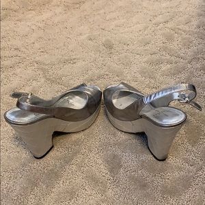 Silver Paola Wedges